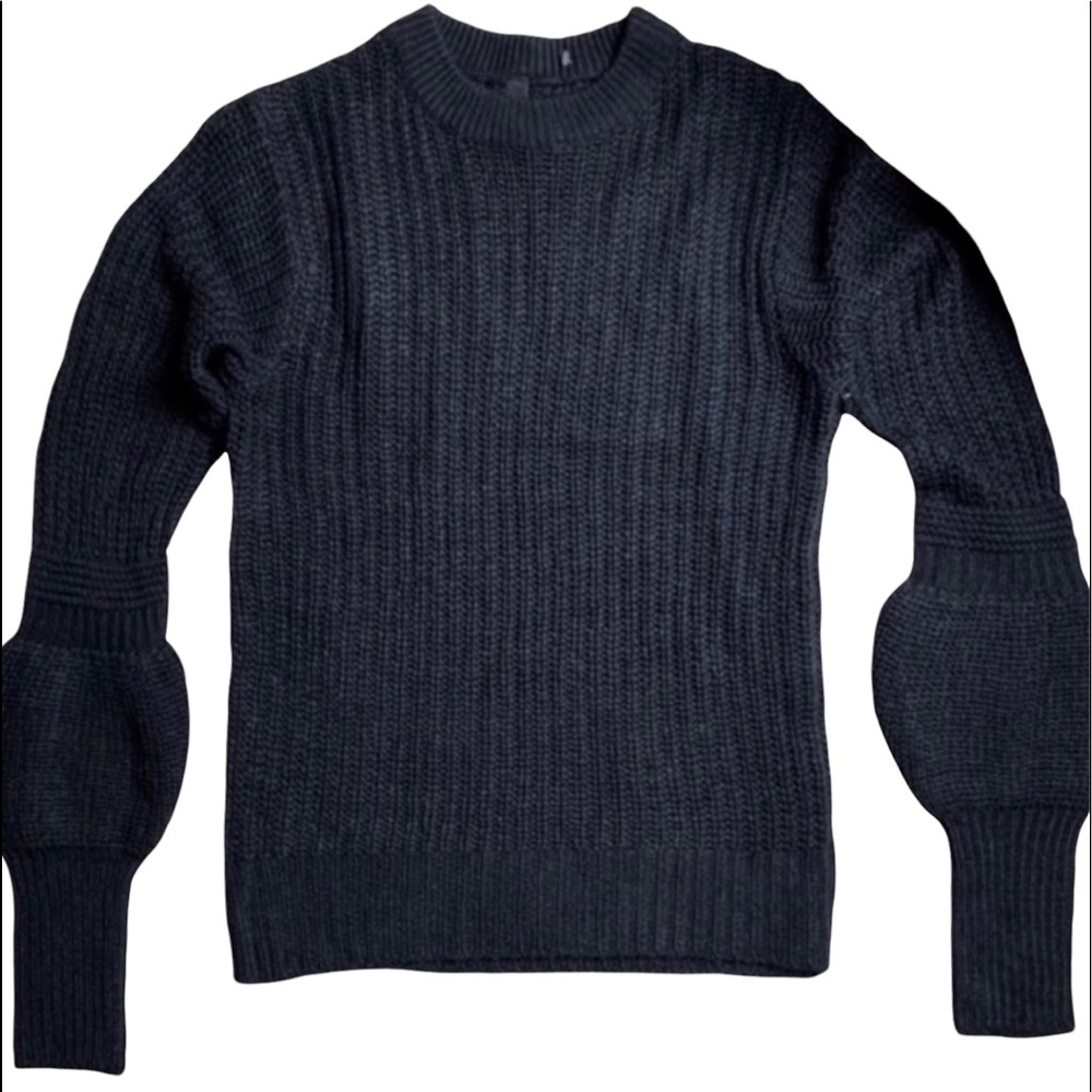 CAYDENCE BLACK BUBBLE ACCENT SLEEVE KNIT SWEATER